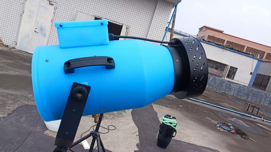 Get the foam cannon that everybody wants to have. This is a blue plastic foam cannon