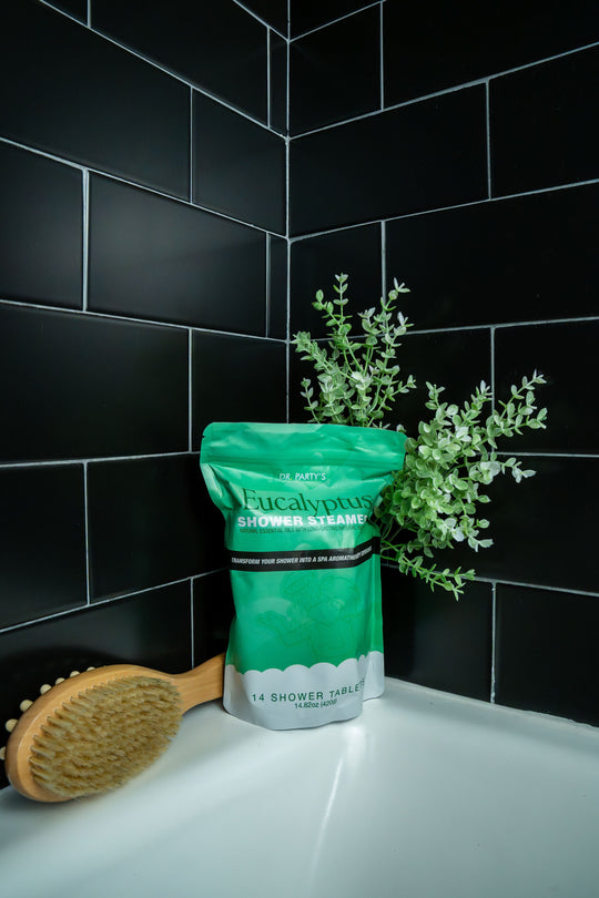 Experience the purifying power of eucalyptus with our shower steamers, available in packs of 14, perfect for daily indulgence in a spa-like atmosphere.