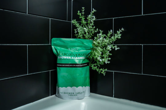 Each shower becomes a moment of zen with our eucalyptus scented steamers, offered in a practical pack of 14 for continuous spa-quality ambiance.